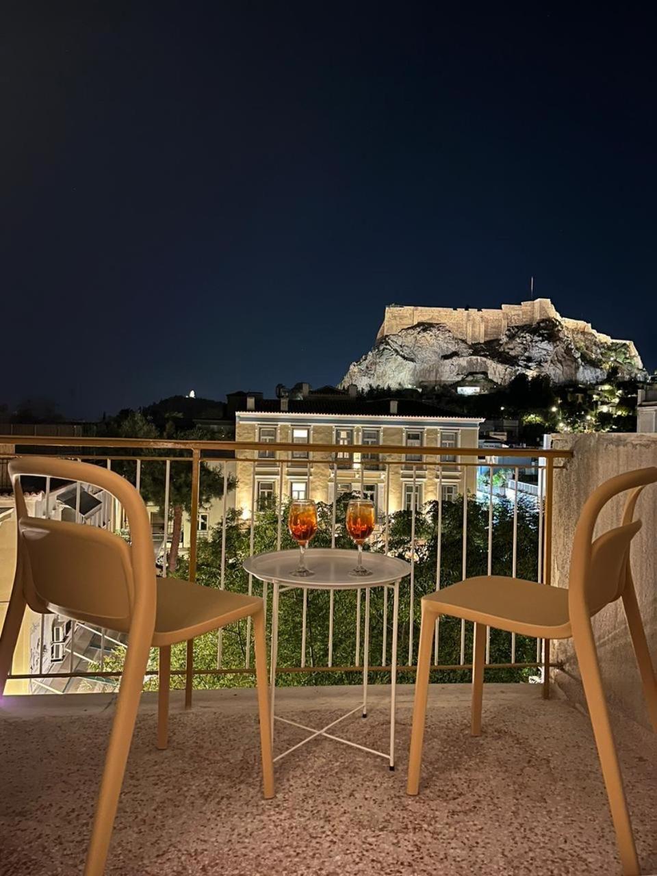 Apartamento Pari'S House In Plaka Atenas Exterior foto